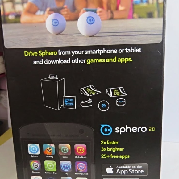 Sphero 2.0 - App-Enabled Robotic Ball - Robot Smart Toy Game System - Picture 4 of 6